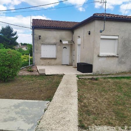 Appartement T2- Le Bon Accueil / Wifi / Parking Ангулем Екстер'єр фото